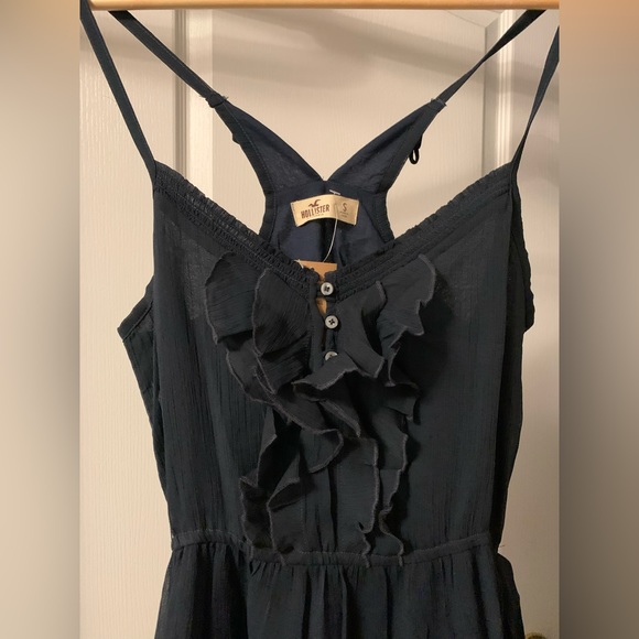 Hollister Women's Top in Navy - Size Small - Picture 3 of 5